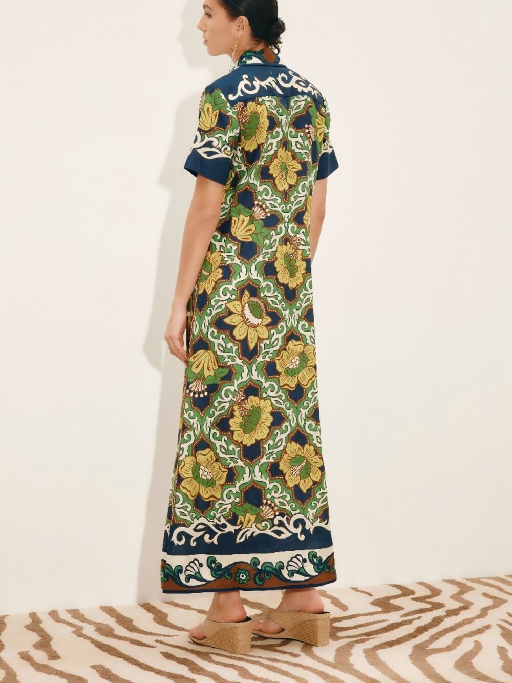 ALÉMAIS Liana printed linen midi shirt dress - Picture 4 of 13